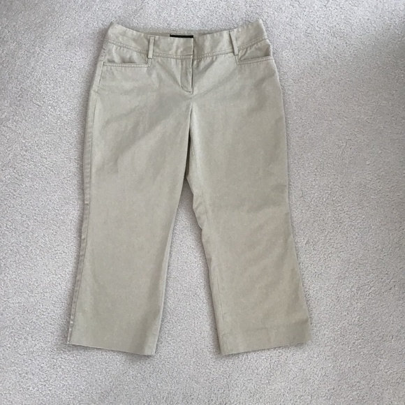 EXPRESS DESIGN STUDIO CAPRI PANTS CREAM SIZE 4 - Picture 1 of 6